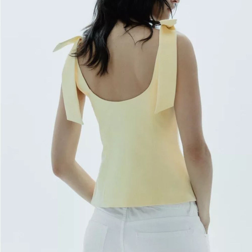 Elegant Yellow Sleeveless Top